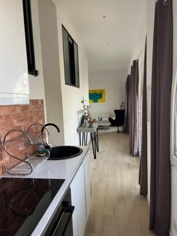 Superbe Appartement Grande Corniche Vue Sur Mer Nice A 4 Min Du Centre Ville Екстериор снимка